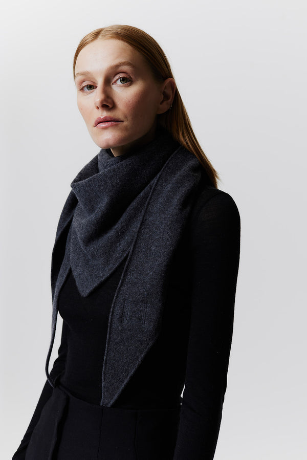 Prinz Berlin Kaschmir Triangle Fine Knit Graphit