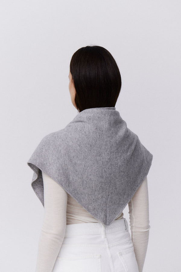 Prinz Berlin Kaschmir Triangle Fine Knit Hellgrau