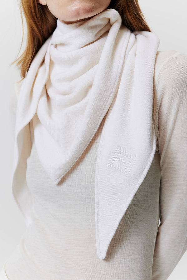 Prinz Berlin Kaschmir Triangle Fine Knit Off-White