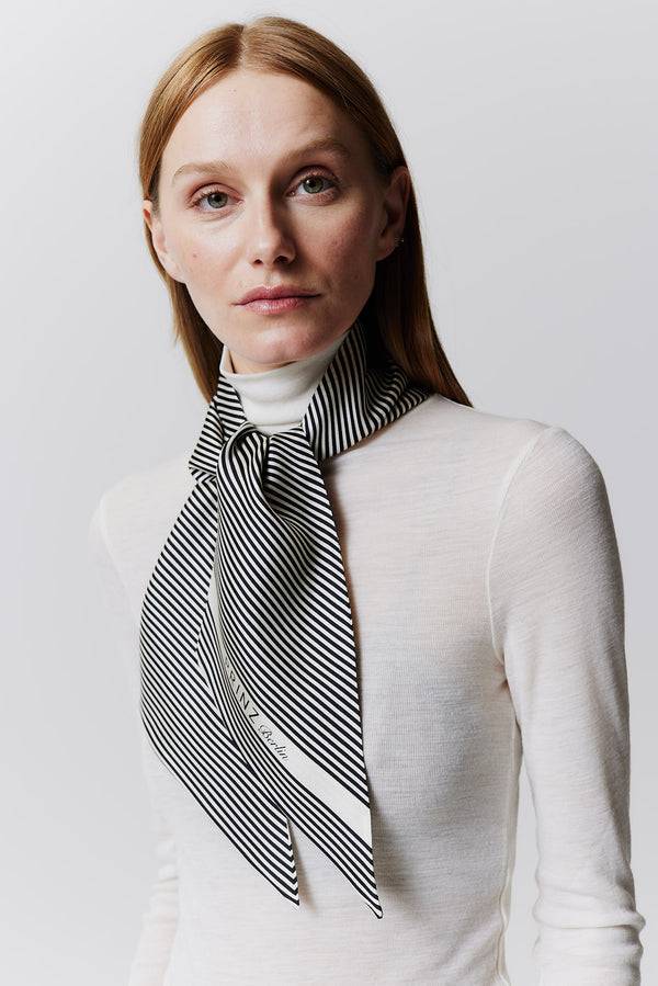 Prinz Berlin Seidenbandeau Stripes In Off-White