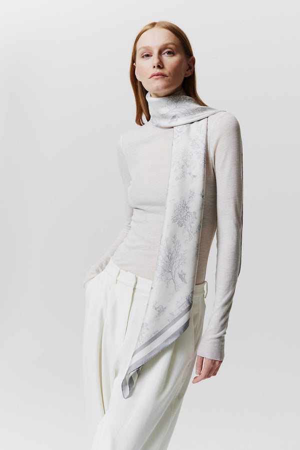 Prinz Berlin Seidentuch Toile Valentine 123 Grau