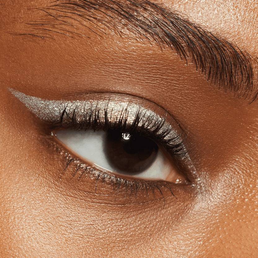 Catrice Cosmetics Space Glam Chrome Eyeshadow