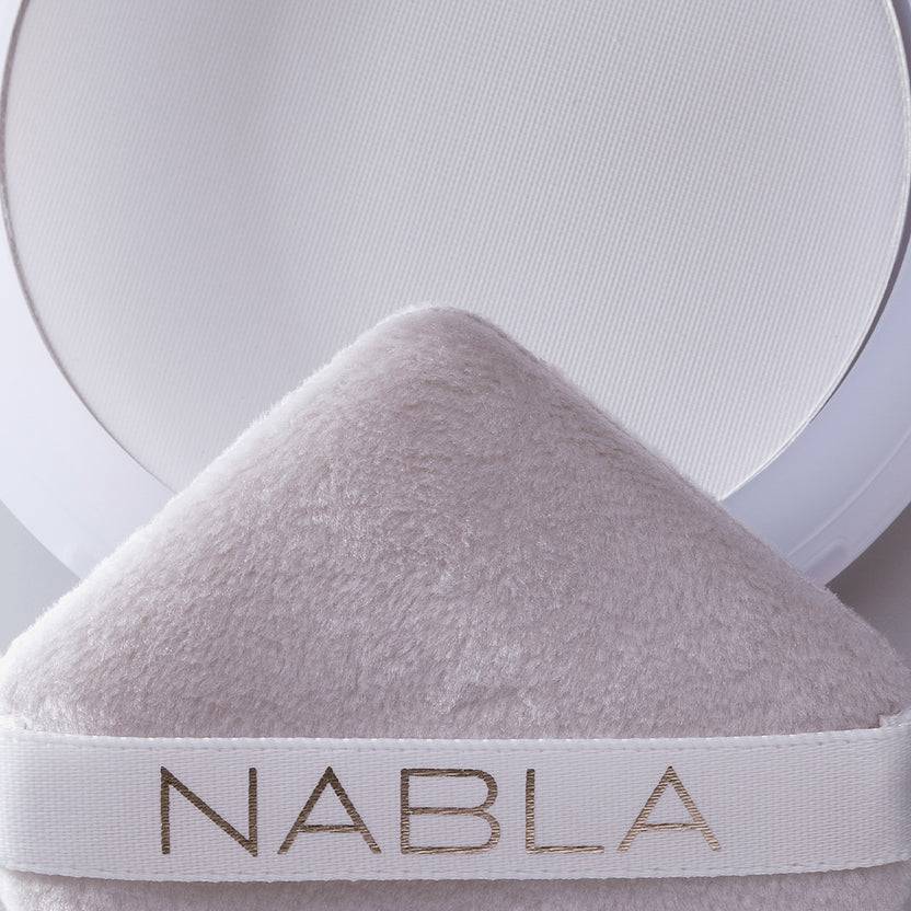 NABLA Cosmetics Close-up Blotting Pressed Powder (15g)