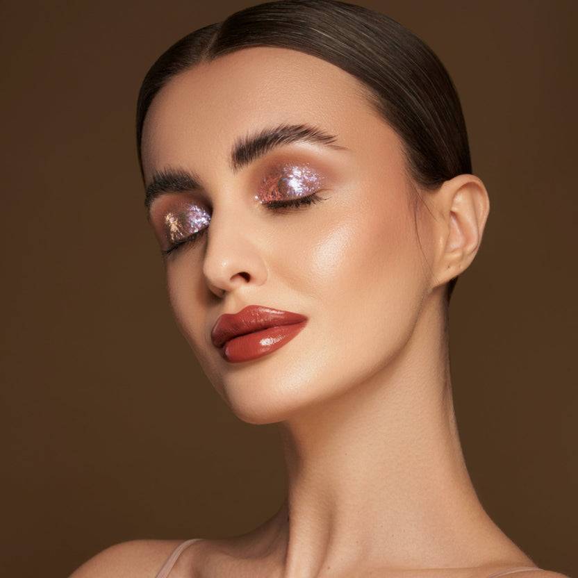 Danessa Myricks Beauty Infinite Chrome Flakes (3.8g)