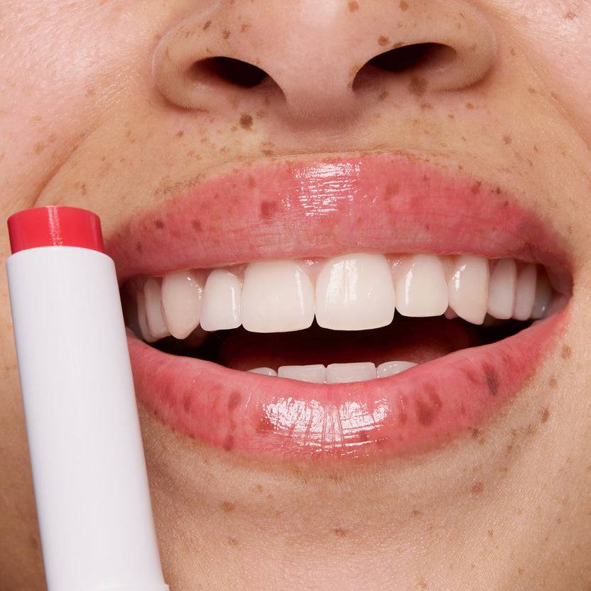 Essence JUICY BOMB Glossy Butter Balm (2.5g)