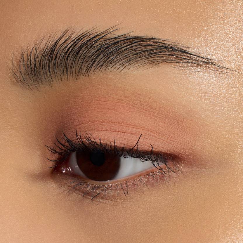 Essence Matte Liquid Eyeshadow (3ml)