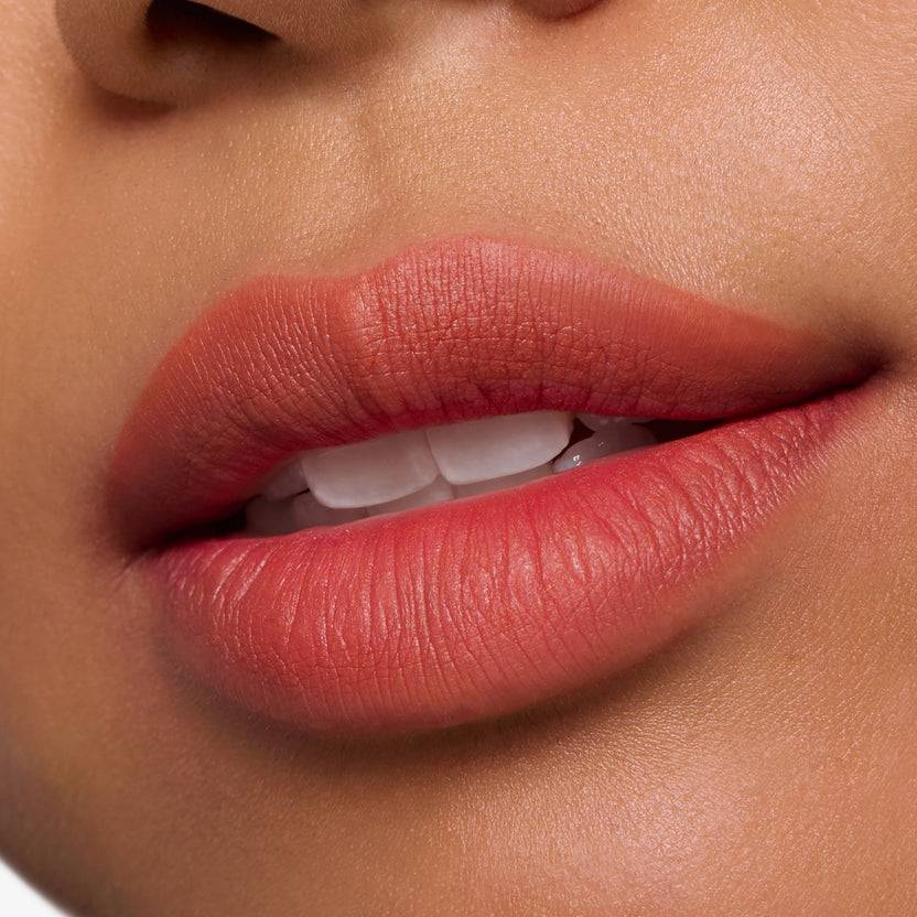 Essence Soft Touch Lip Mousse (4g)