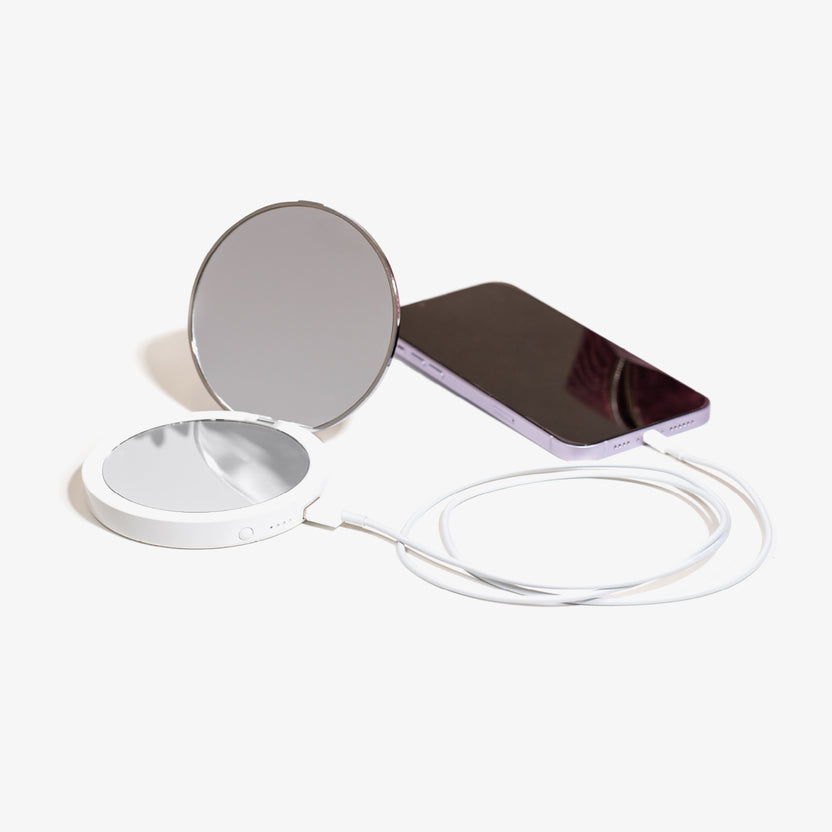 STYLPRO Flip N Charge Power Bank Compact LED Mirror