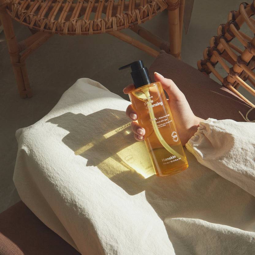 Hanskin Pore Cleansing Oil PHA (300ml)