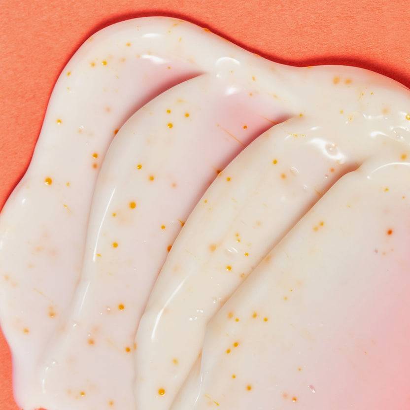 Hanskin Vitamin C Glow Capsule Lotion (80ml)