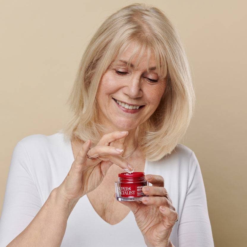 Super Facialist Hex-9 Anti-Ageing Adv Rejuvenating Night Cream (50ml)