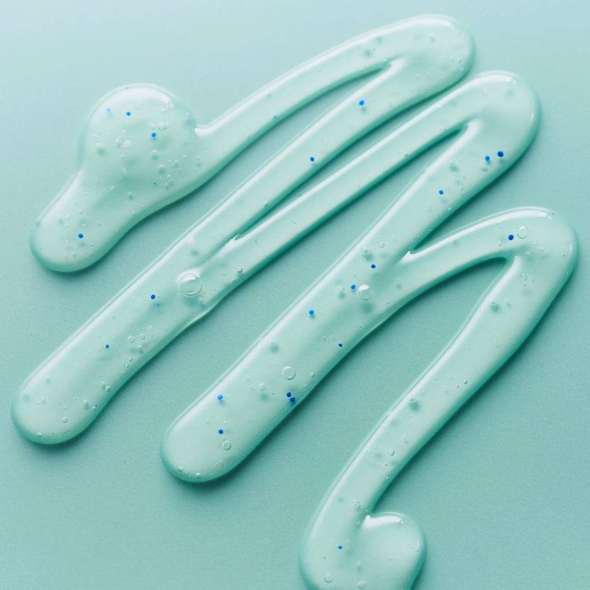 Super Facialist Hyaluronic Acid Firming Daily Brightening Cleanser (150ml)