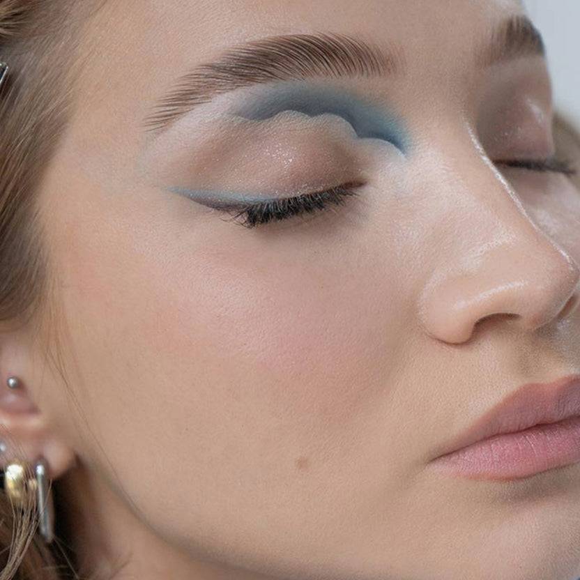 KAAMI Cosmetics Small Cut Crease Brush No. 3