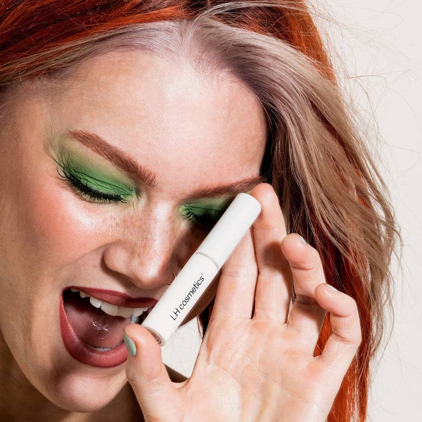 LH Cosmetics The Adhesive (5.95ml)