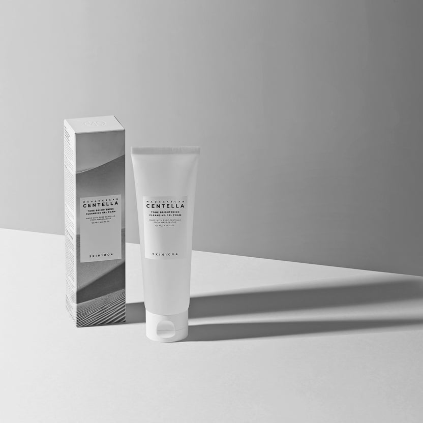 SKIN1004 Madagascar Centella Tone Brightening Cleansing Gel Foam (125ml)