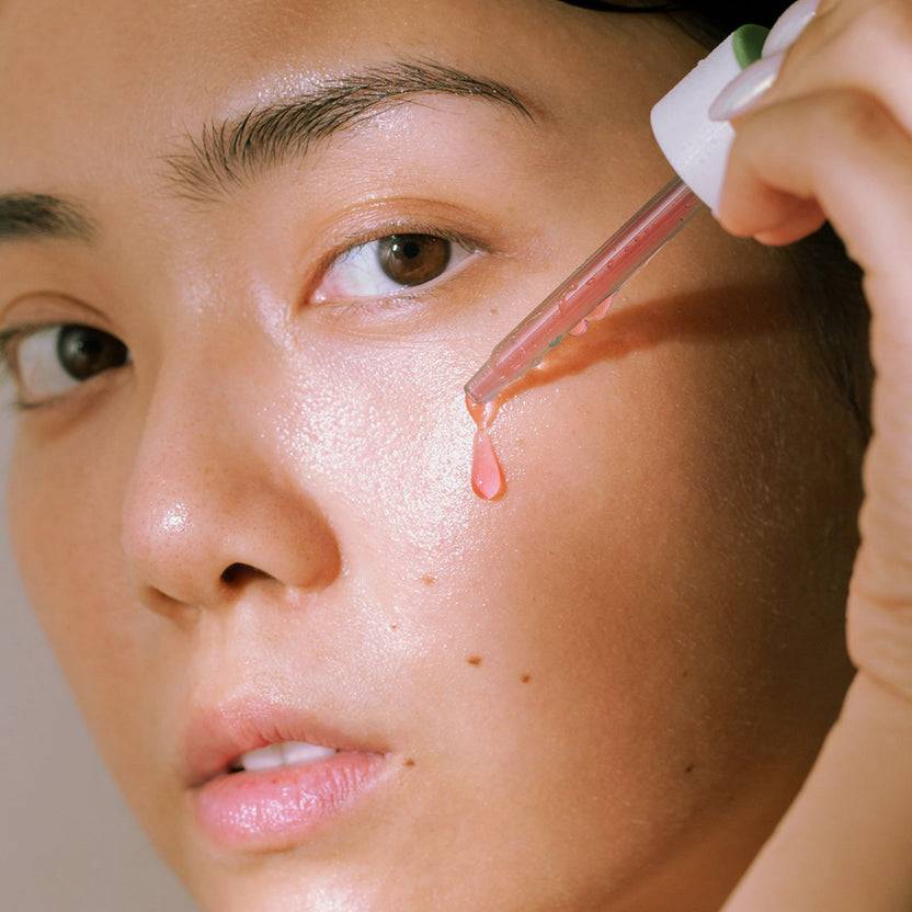 MÁDARA Cosmetics Hyaluron Intense Peel Serum (30ml)