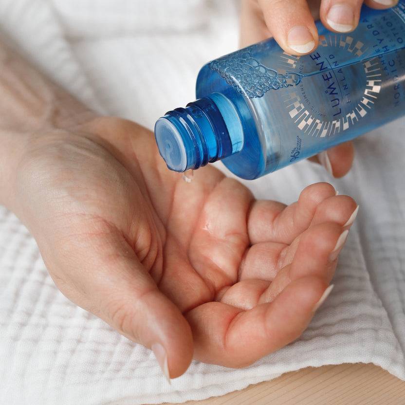 Lumene NORDIC HYDRA [LAHDE] Aqua Lumenessence Beauty Lotion (150ml)