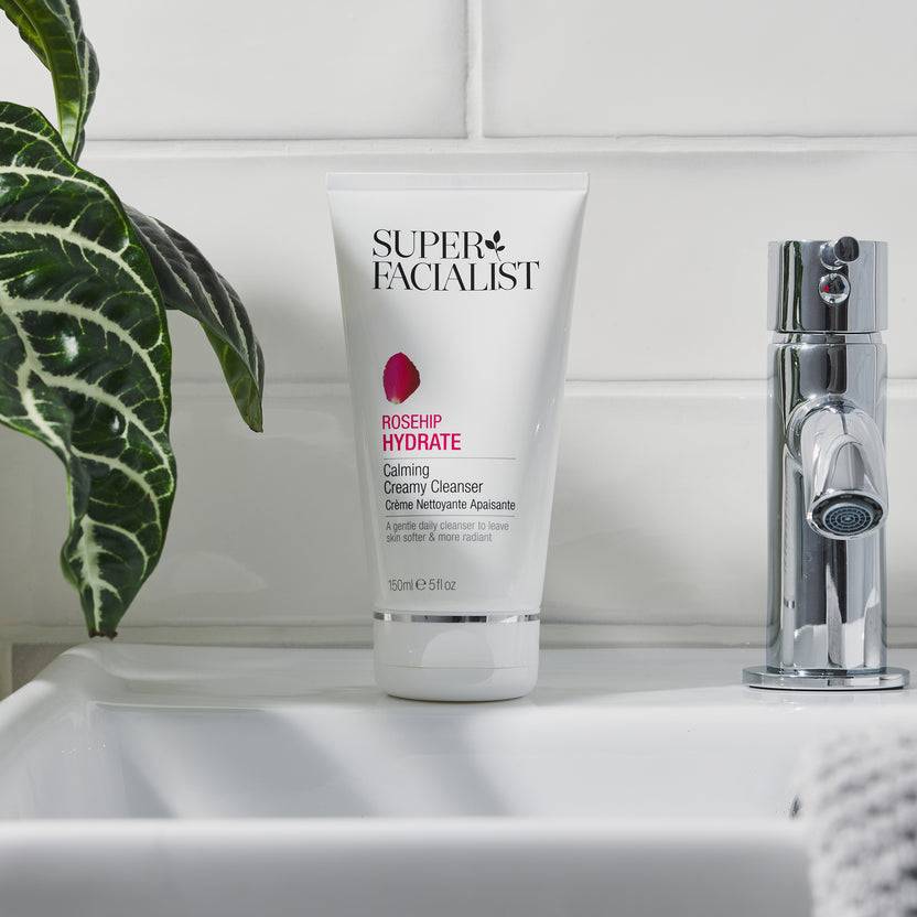 Super Facialist Rosehip Hydrate Calming Creamy Cleanser (150ml)