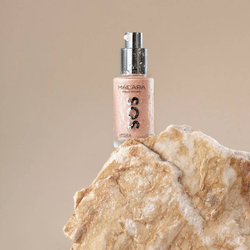 MÁDARA Cosmetics SOS Hydra Repair Intensive Serum (30ml)
