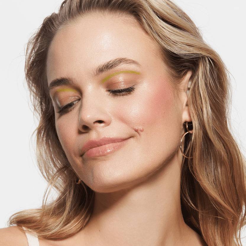 Catrice Cosmetics Space Glam Holo Highlighter 010 (4.6g)