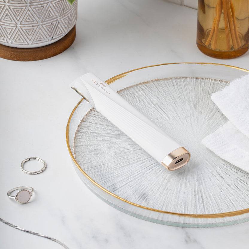 STYLPRO 2-in-1 Light Up Sonic Dermaplane