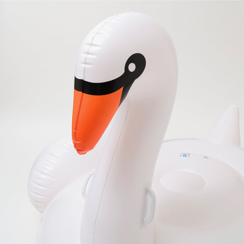 SUNNYLiFE Luxe Ride-On Float Swan