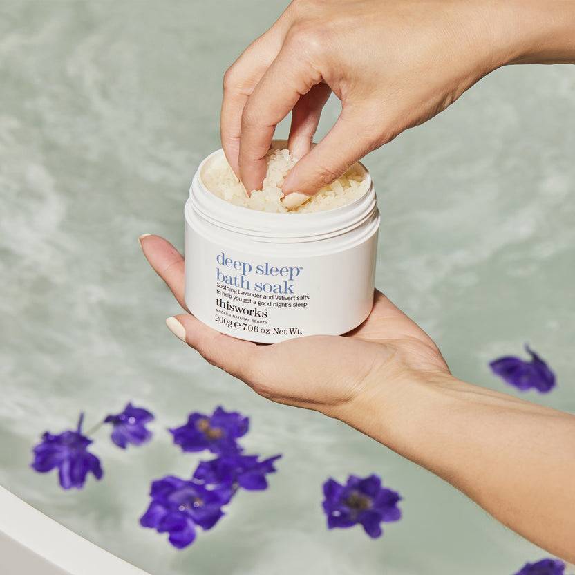 This Works Deep Sleep Bath Soak (200g)