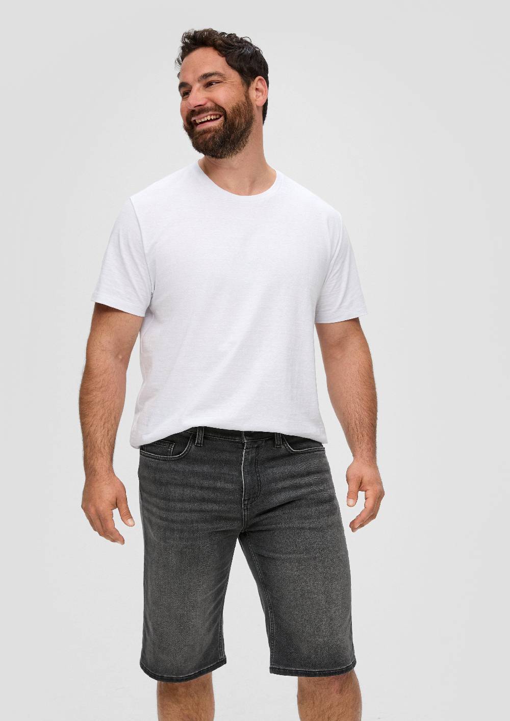S.Oliver Bermuda Jeans Mauro / Regular Fit / Mid Rise / Straight Leg