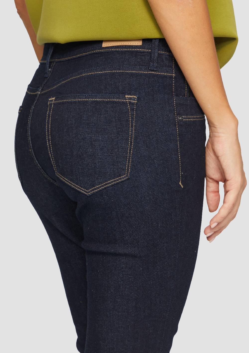 S.Oliver Jeans Betsy / Slim Fit / Mid Rise / Slim Leg / Rinsed Wash