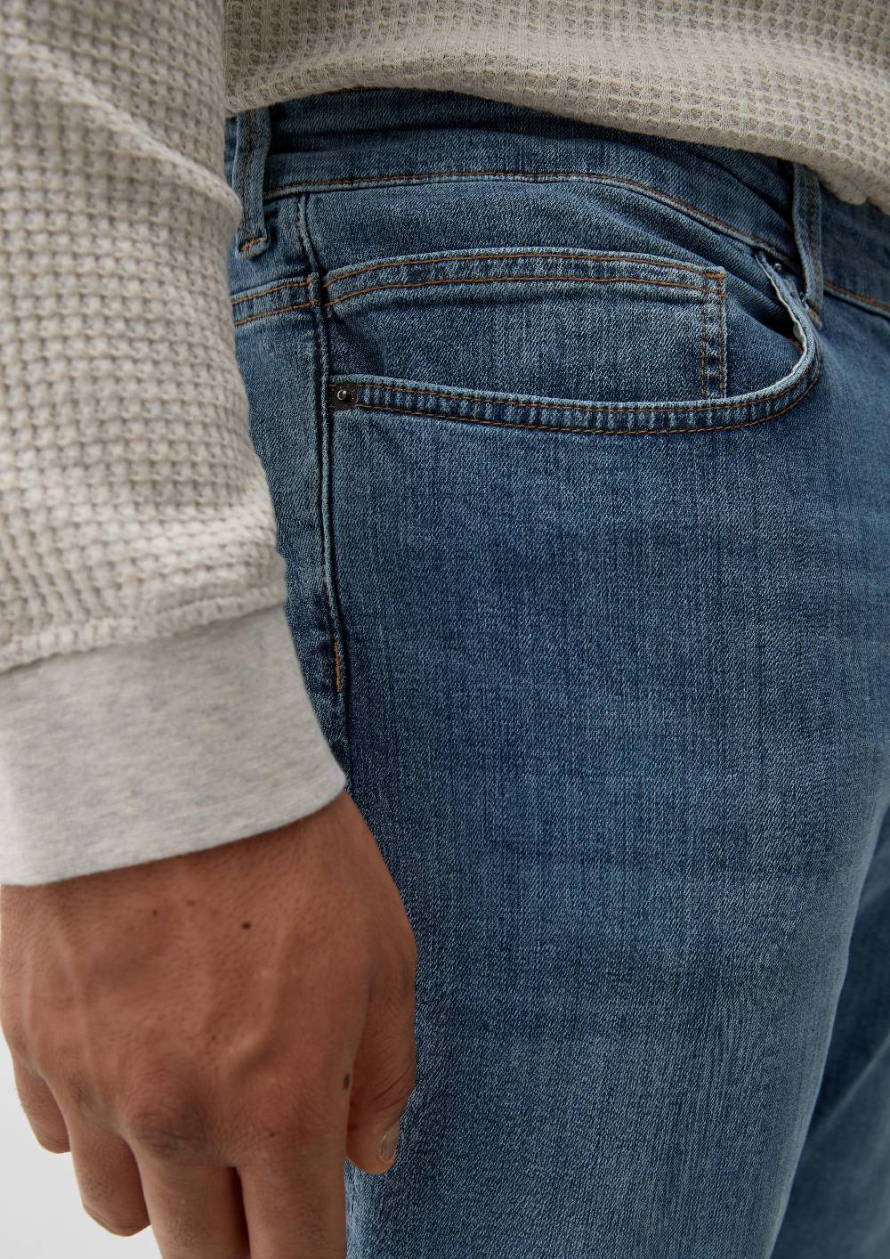 S.Oliver Jeans Casby / Relaxed Fit / Mid Rise / Straight Leg