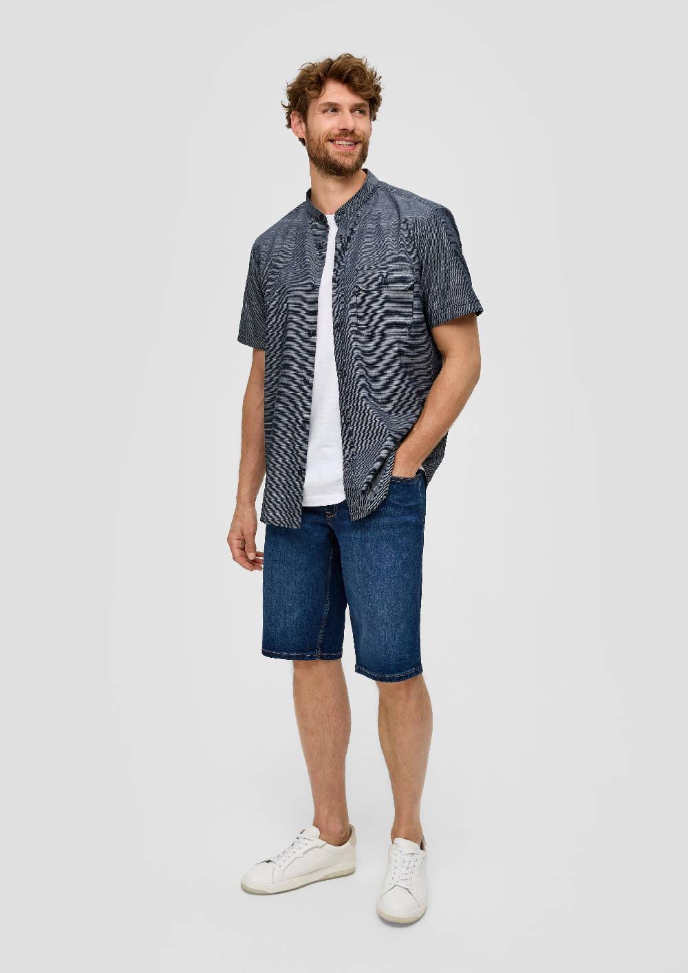 S.Oliver Regular Fit: Hemd Mit Stehkragen Aus Leichtem Strukturmaterial