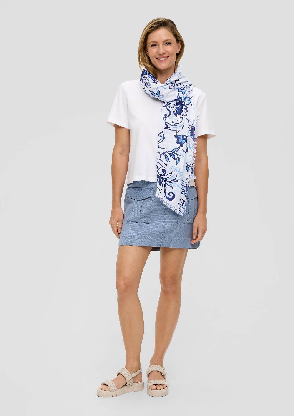 S.Oliver Baumwolltuch Mit Floralem Muster