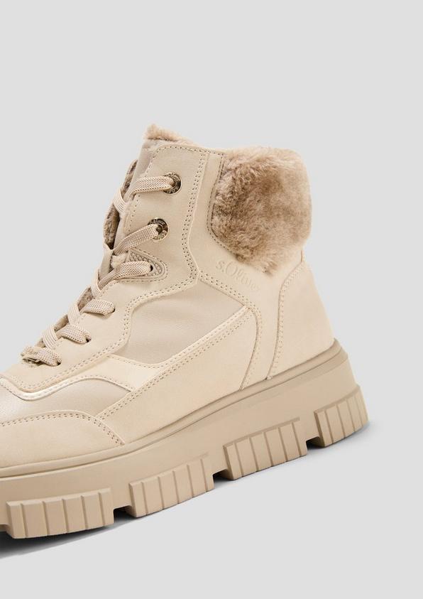 s.Oliver Boots im Materialmix