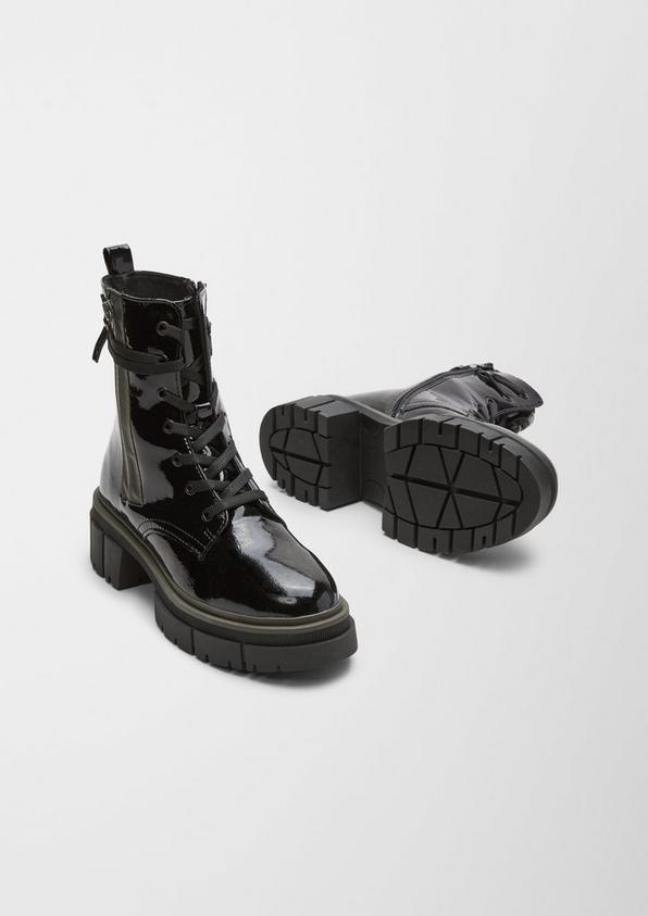 s.Oliver Boots in Lackleder-Optik