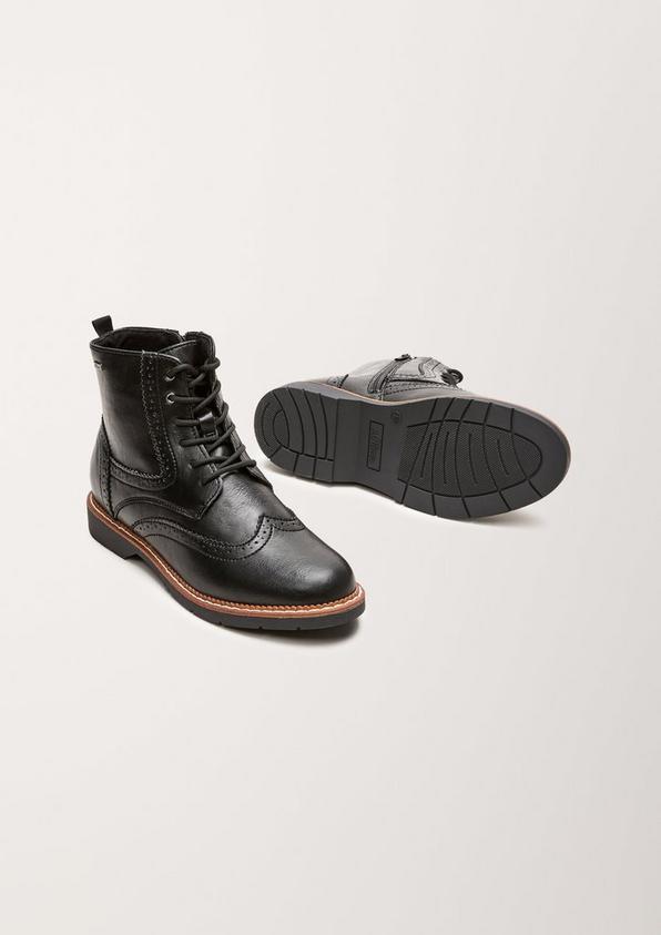 s.Oliver Boots in Lackleder-Optik