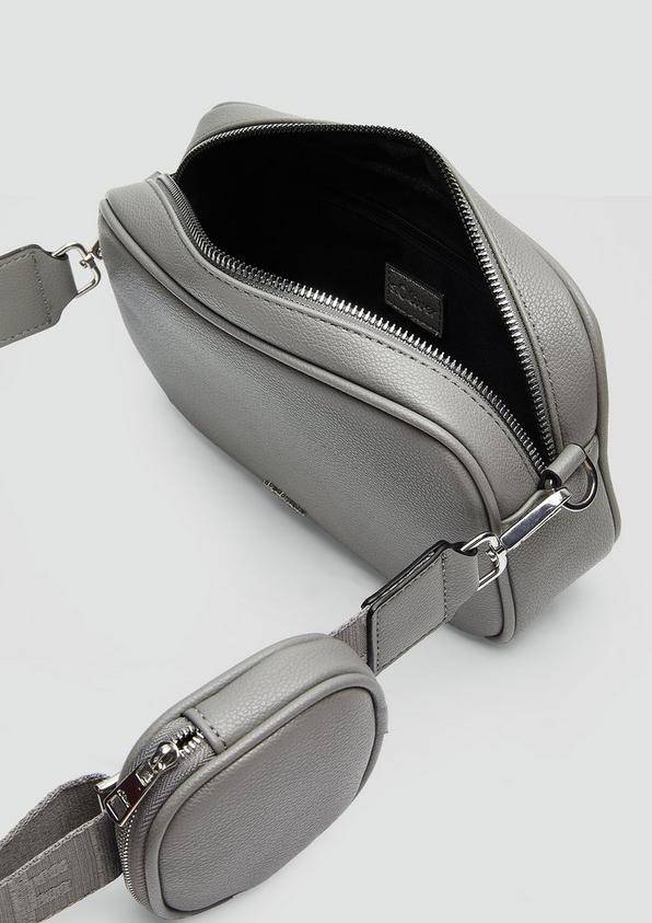 s.Oliver Camera-Bag aus Lederimitat