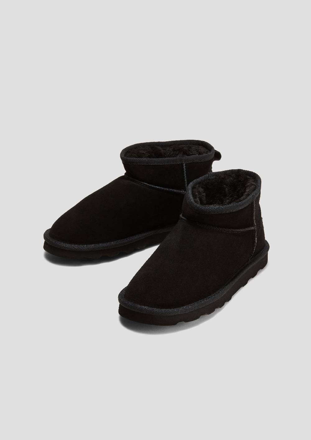 S.Oliver Flache Stiefel Aus Leder