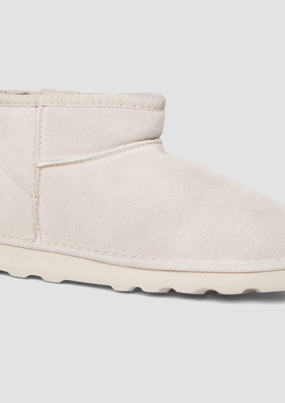 S.Oliver Flache Stiefel Aus Leder