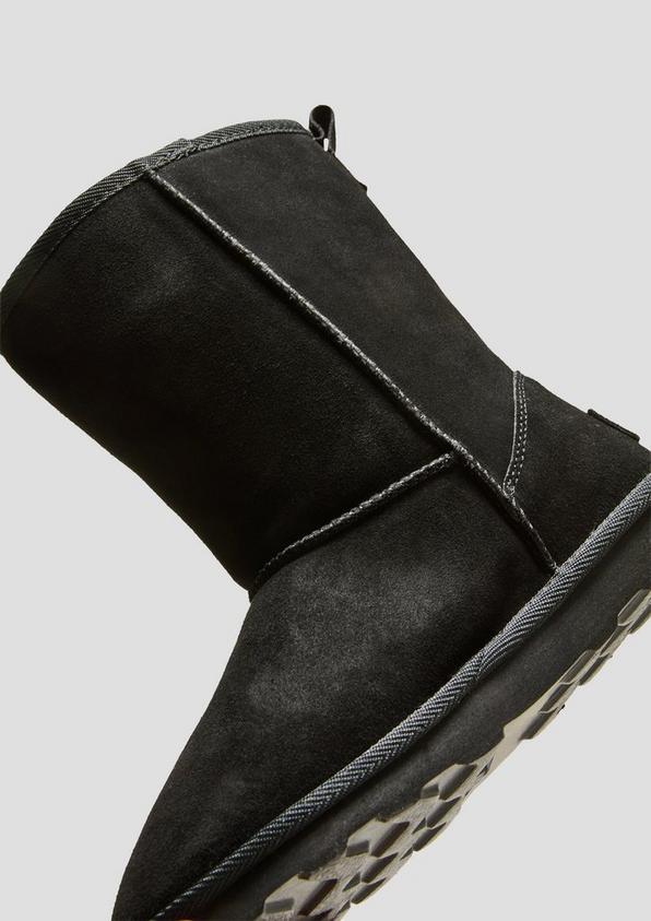 s.Oliver Gefütterte Stiefel im Materialmix