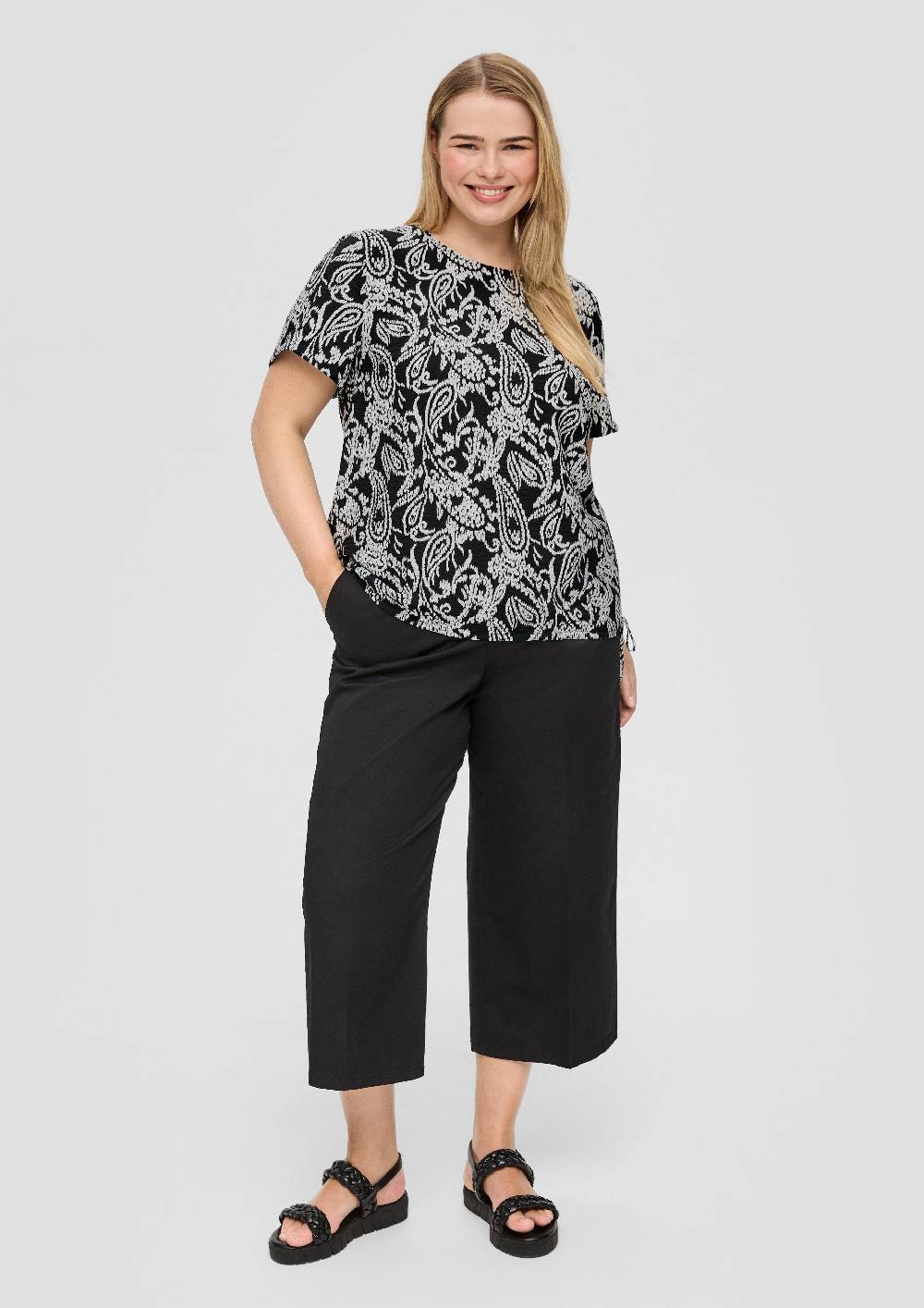 S.Oliver Gemusterte Viskosebluse In O-Shape