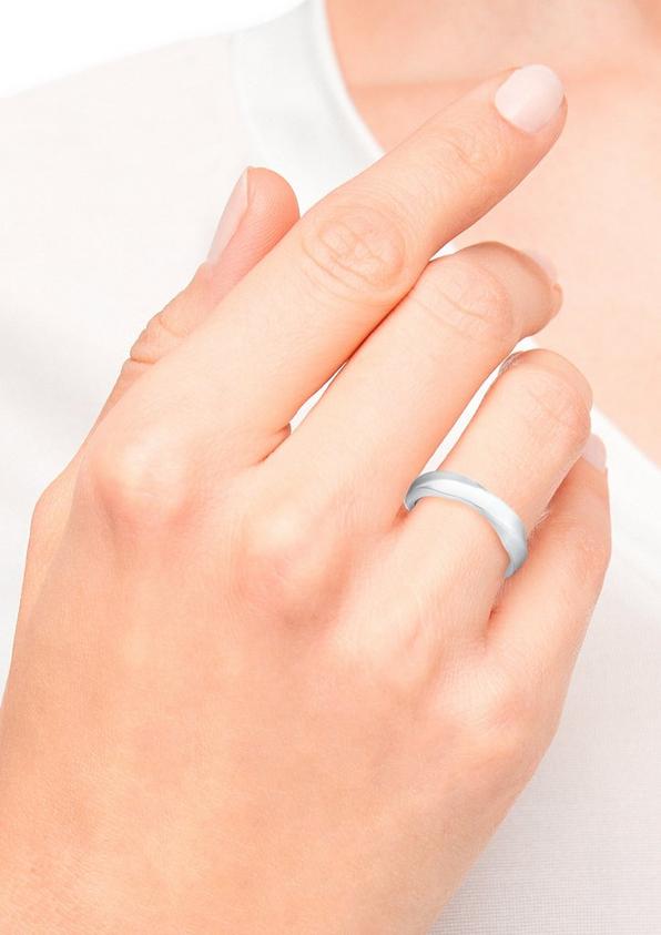 s.Oliver Geschwungener Ring aus Edelstahl