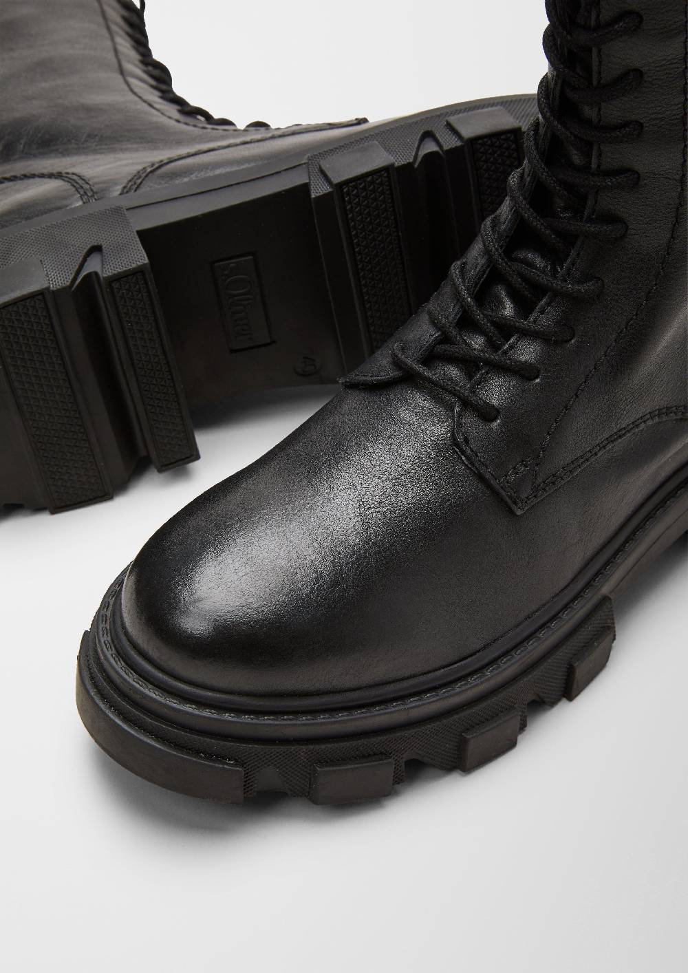 S.Oliver Hohe Schnürstiefel