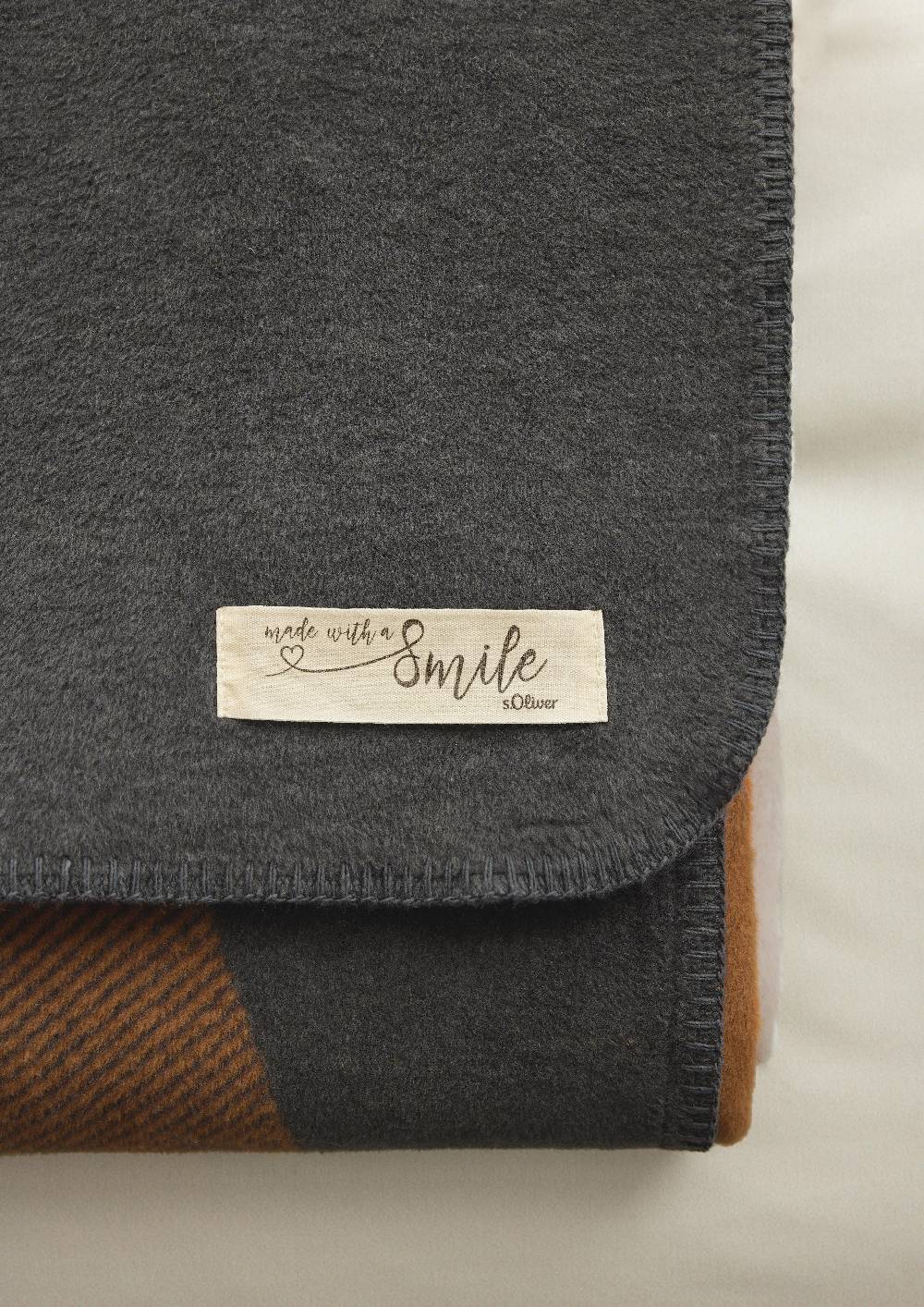 S.Oliver Jacquard-Decke Mit Kreis-Motiv