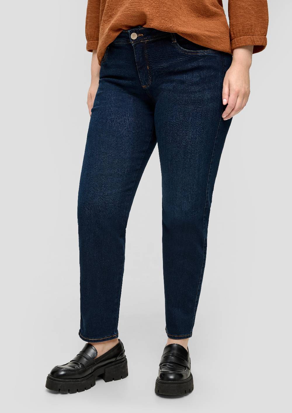 S.Oliver Jeans / Curvy Fit / Mid Rise / Straight Leg