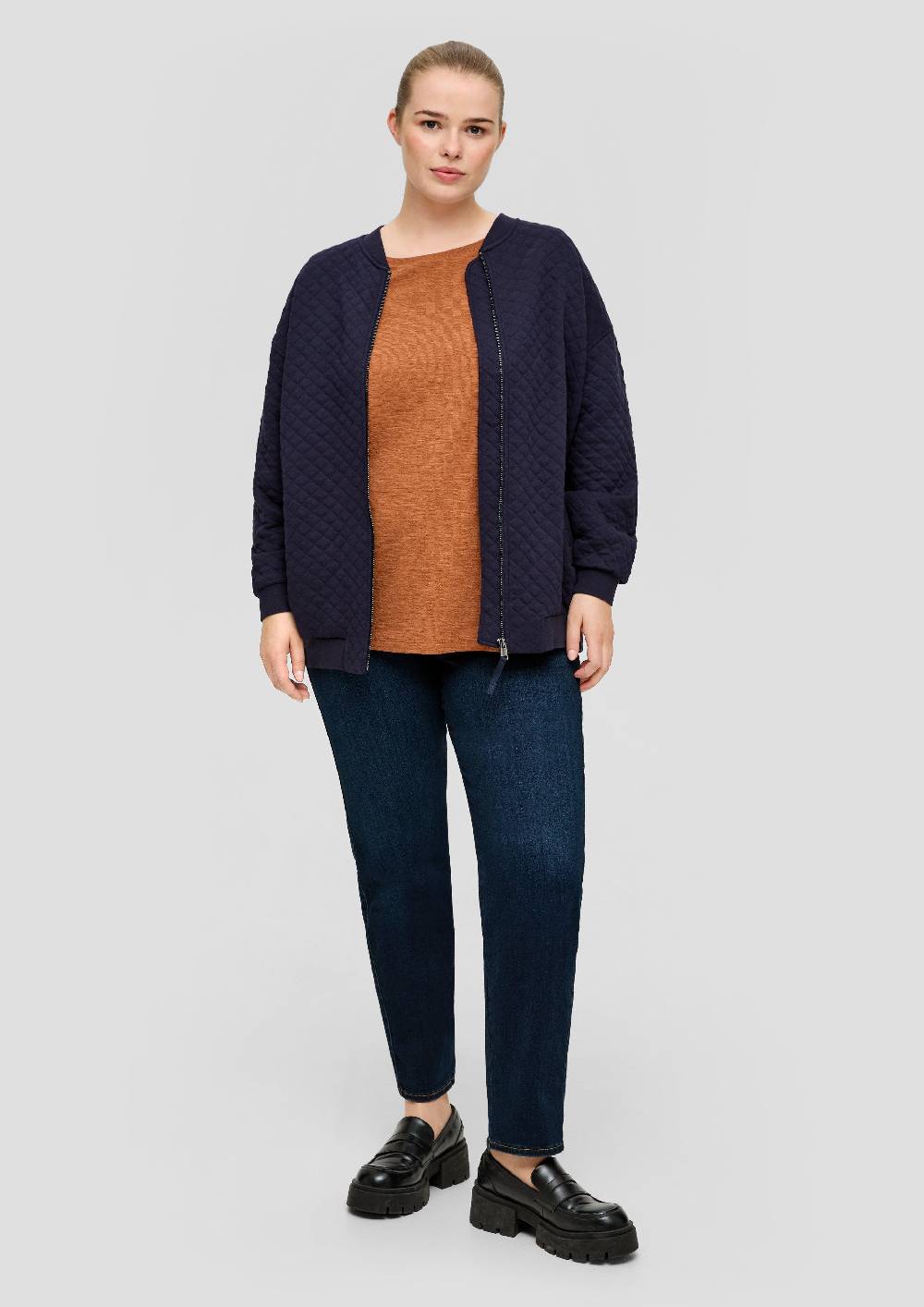 S.Oliver Jeans / Curvy Fit / Mid Rise / Straight Leg