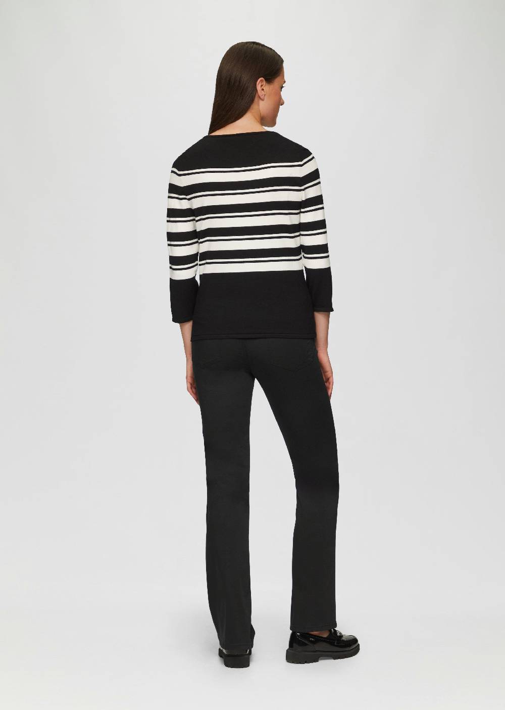 S.Oliver Jeans / High Rise / Flared Leg / Bügelfalten