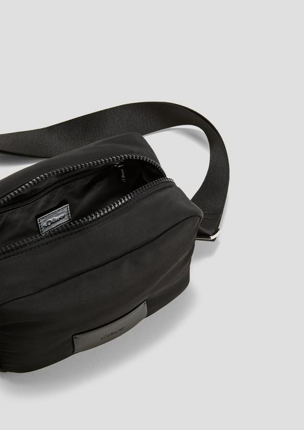 s.Oliver Kleine Tasche aus Twill