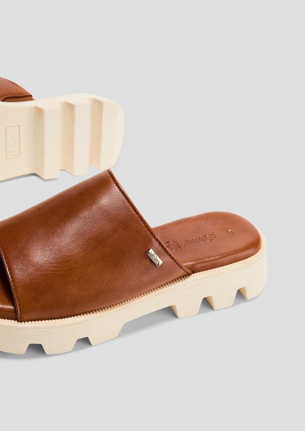 s.Oliver Pantoletten aus Leder