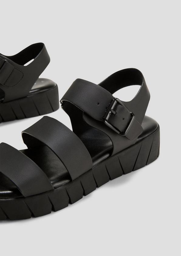 s.Oliver Sandalen aus Kunstleder