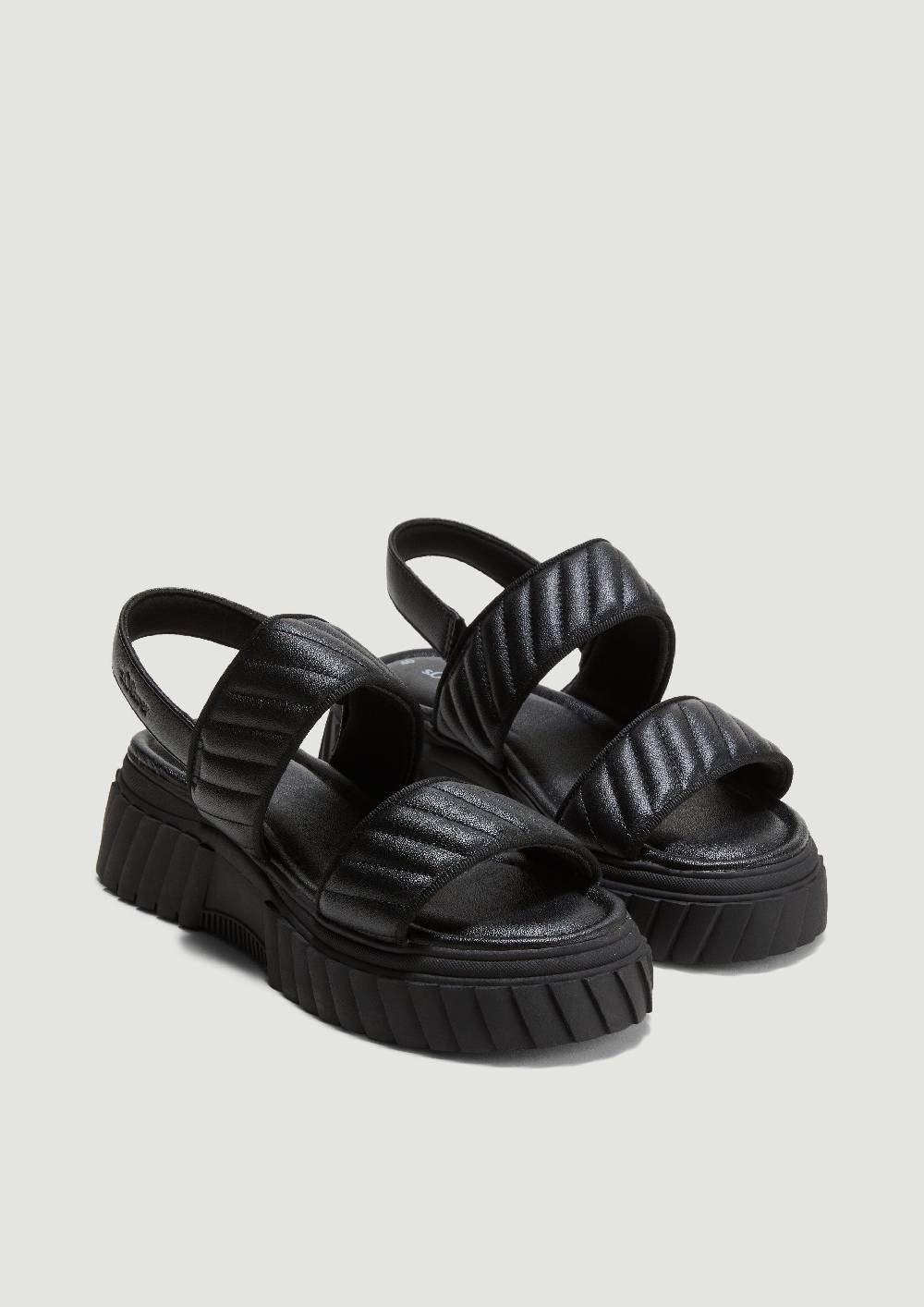 S.Oliver Sandalen Mit Steppung